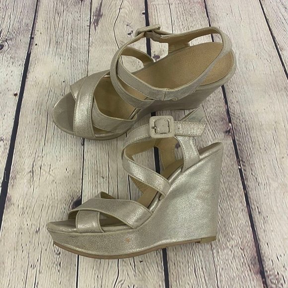 Nine West Gold Criss Cross Wedge Sandals Open Toe - Picture 4 of 8